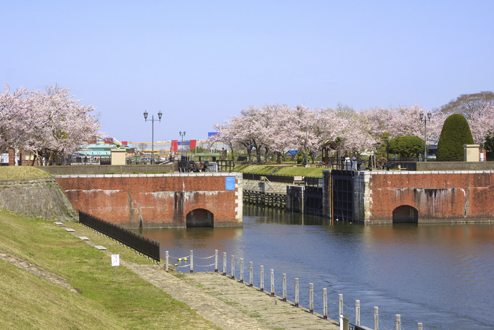 『横利根閘門（東地区）』の画像